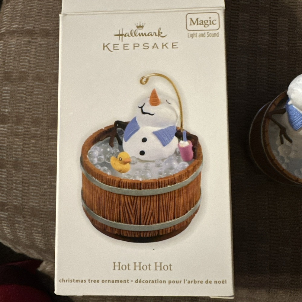 Hallmark Keepsake Ornament Hot Hot Hot Snowman Magic Lights And Sound 2011